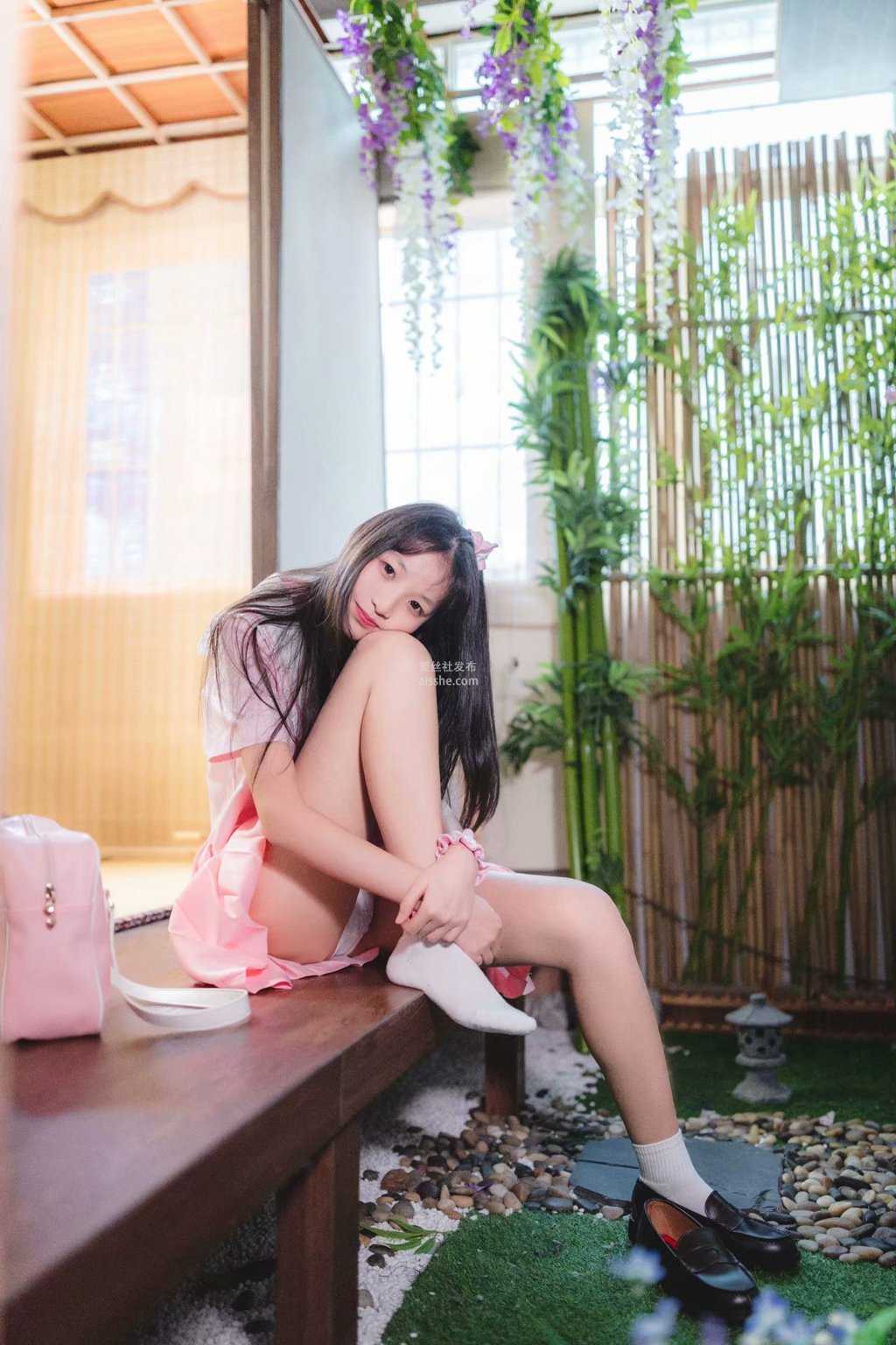 网紅Coser@西瓜 – 少女秘密-美图