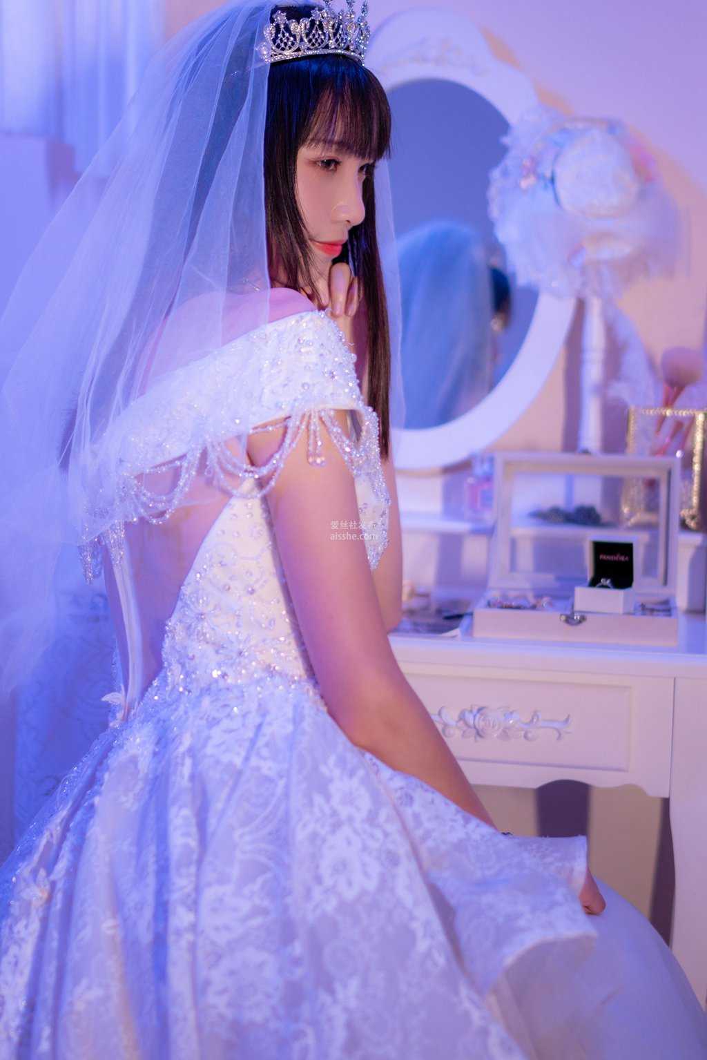 网紅Coser@西瓜 – 花嫁-美图