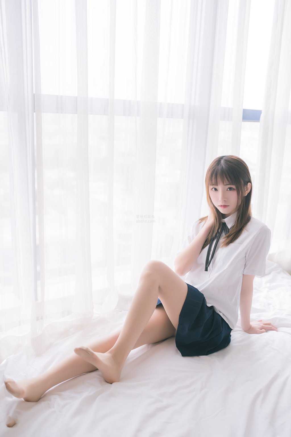 网紅Coser@Kitaro_绮太郞 JK小姐姐-美图