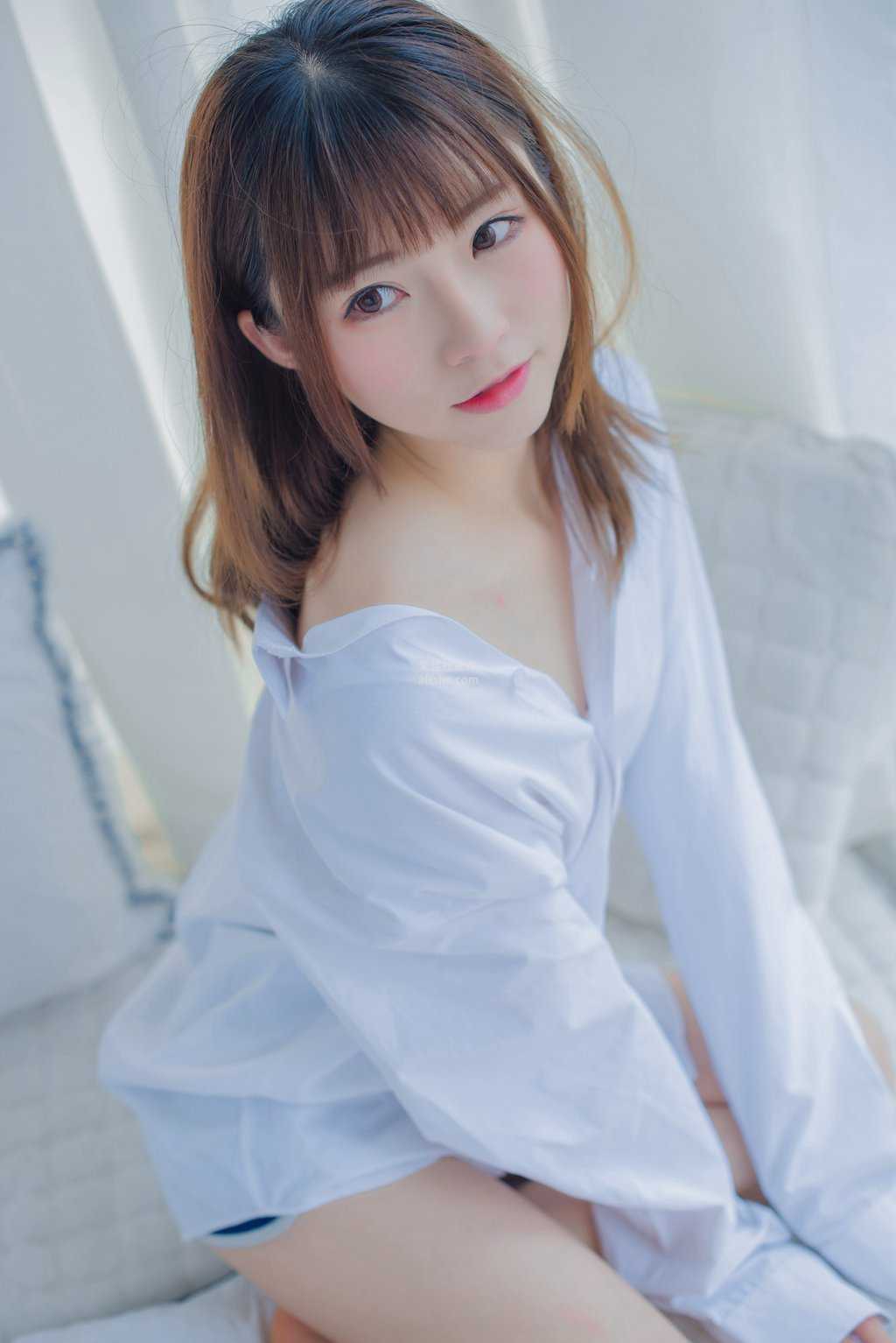 网紅Coser@Kitaro_绮太郞 白衬衫-美图
