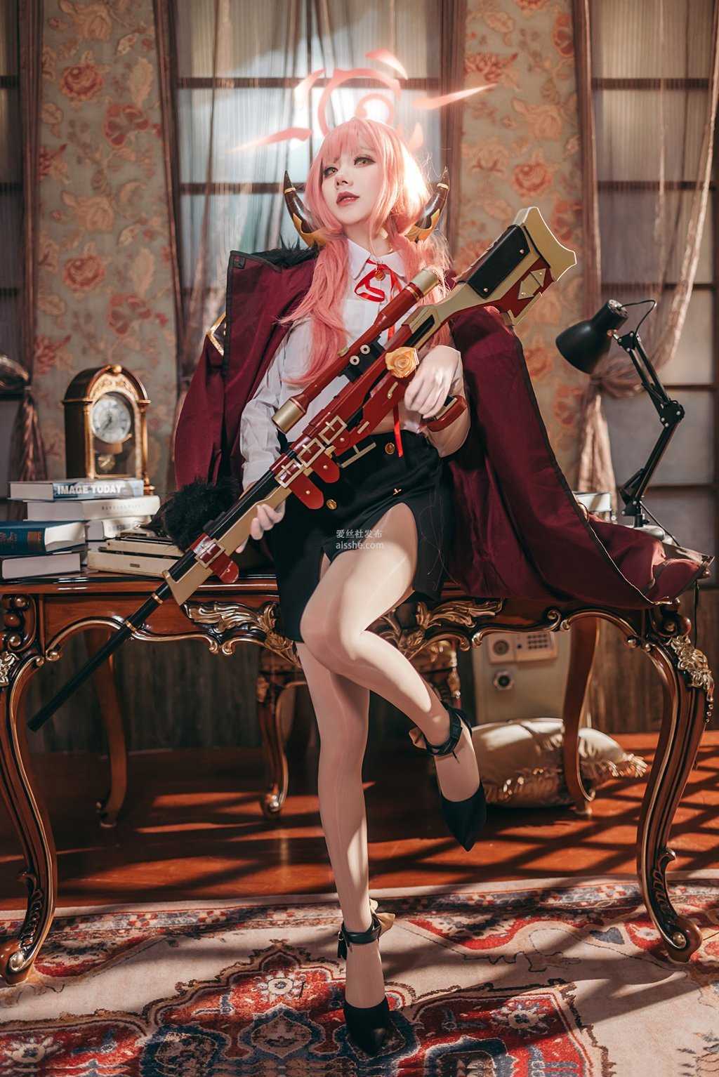动漫博主@是一只熊仔吗 碧蓝档案 陆八魔爱瑠-美图